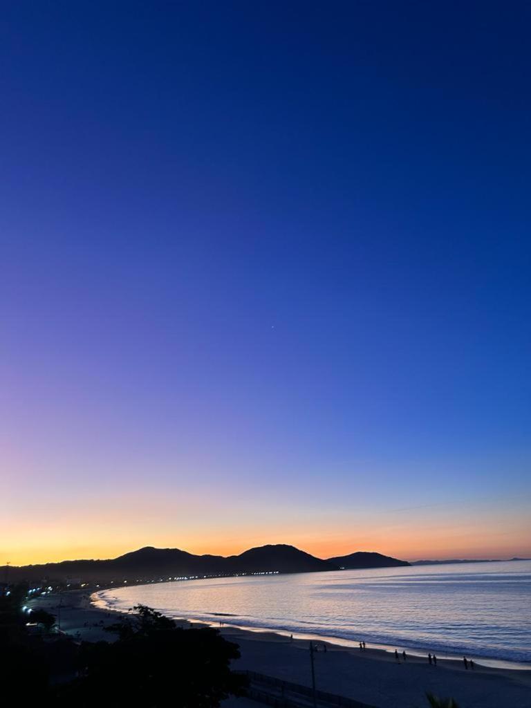 Golfinhos Apart-Hotel - Apto Terreo Frente Ao Mar!!! Florianópolis Exterior foto